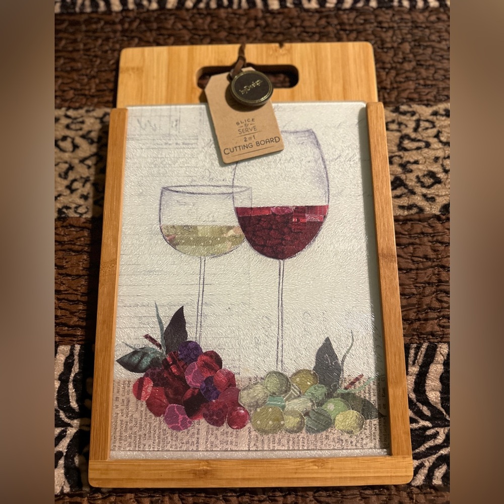 Demdaco wine glasses 2 in 1 slice & serve cutting board,  pet/smoke free home